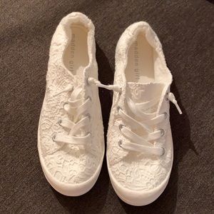 Madden Girl Lace shoes ✨